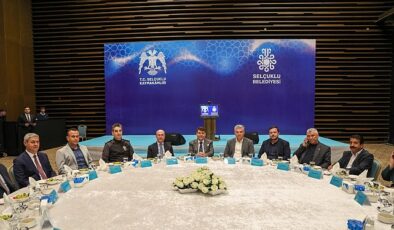 Selçuklu Belediyesi’nden anlamlı veda programı